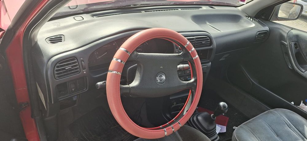 Nissan Sunny III Liftback 1.4 16v para pecas
Ref:ga14
