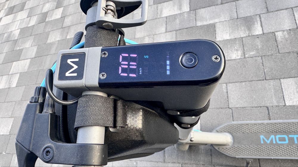 Hulajnoga Motus scooty 10