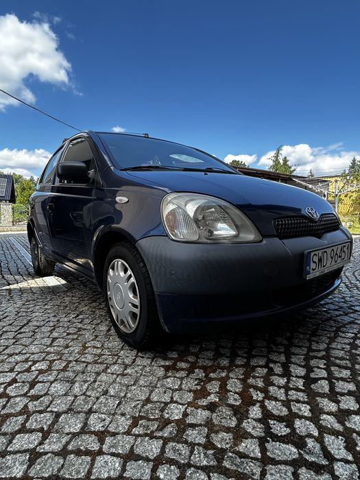 Toyota yaris salon polska zdrowa blacha
