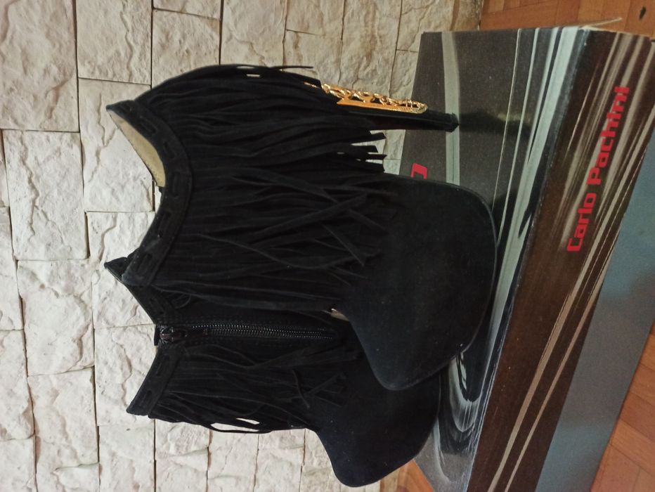 Эксклюзивные ботильены на скрытой подошве 36 размер