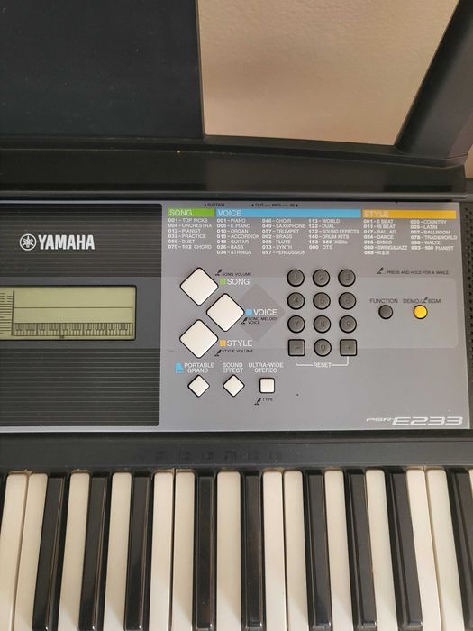 Синтезатор,Музыкальный инструмент "Yamaha"