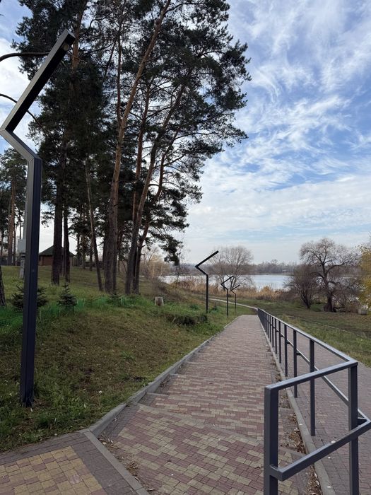 Продам квартиру Песочин