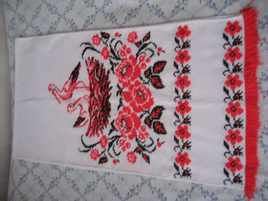 вишитий рушник на весілля