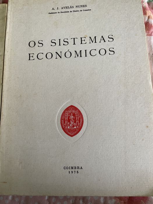 Lote 2 livros de Economia Política