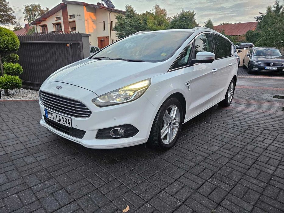 Ford S-Max