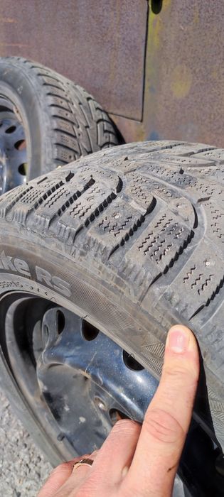 Продам зимнюю резину R16