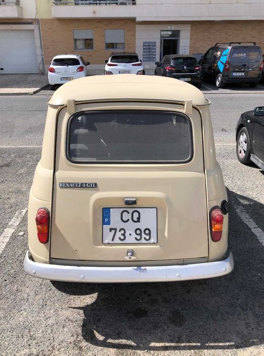 Renault 4L em estado irrepreensível