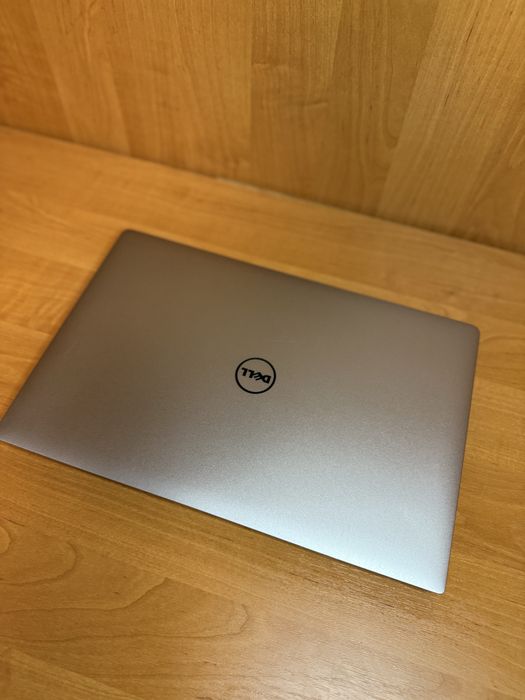 4K Oled Ігровий Ноутбук DELL  / GTX1650 / i7-9750H / 16GB DDR4