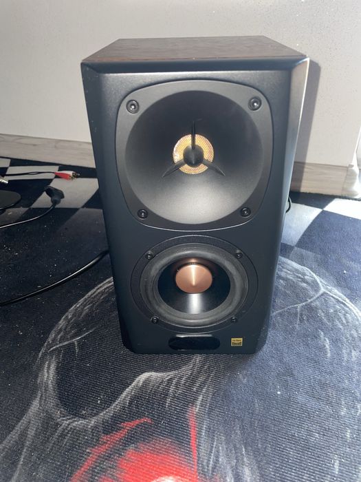 Edifier S360DB 2.1 Premium – idealny stan, mocny bass