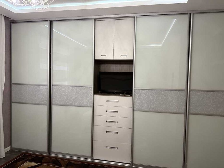 Продаж 2 кім квартири 71 м2 Євроремонт Індив опал Новобуд р-н Поділ №11106