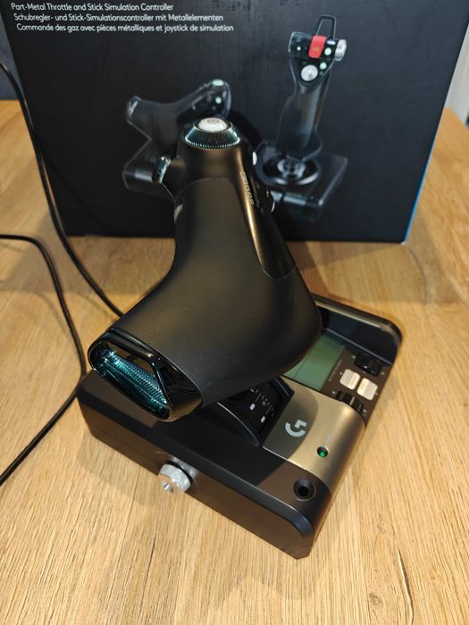 Logitech X-52 Pro HOTAS