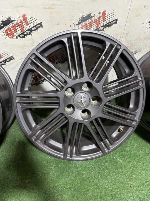 Komplet alufelg 5x114.3 18”