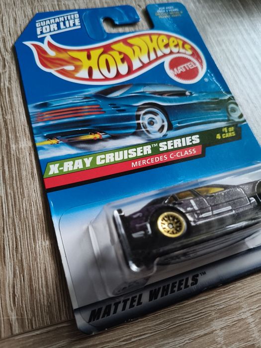 Hot Wheels Mercedes C-Class X-Ray Cruiser Series 1999 Collector #945