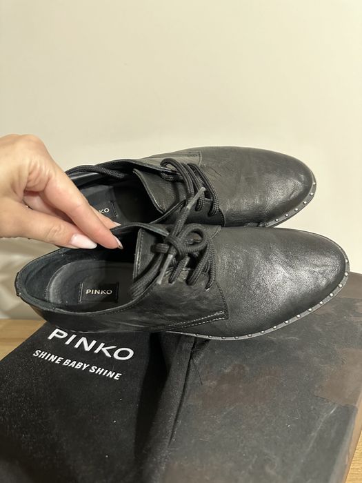 Nowe skórzane buty pinko