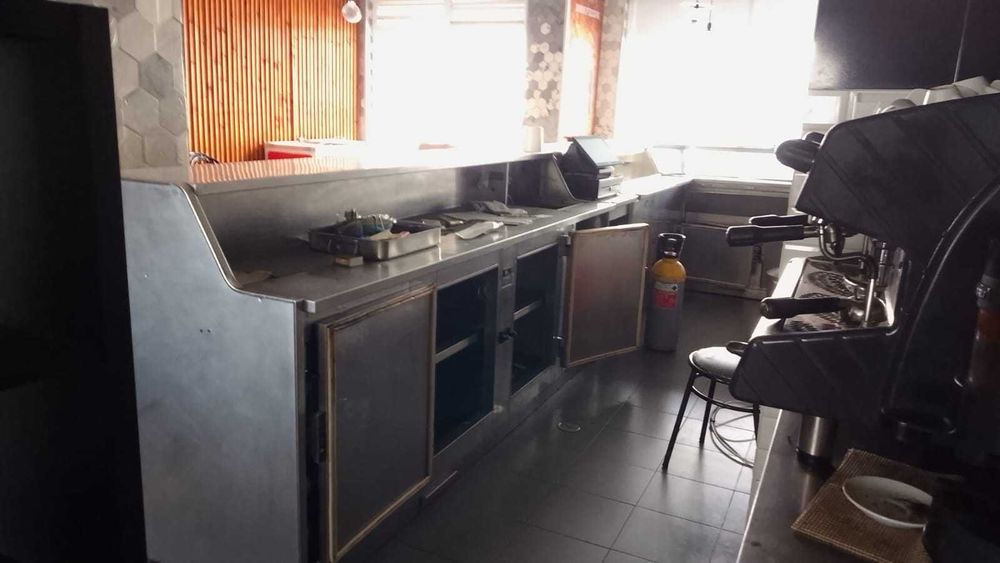 Snack Bar / Restaurante para Alugar — Pronto a Abrir | Vialonga