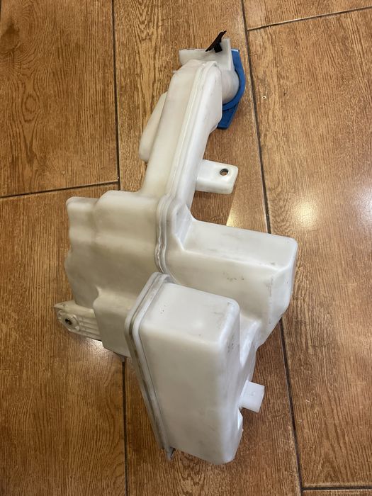 Бачок омывателя на пассат б7 (европа) 2012 год