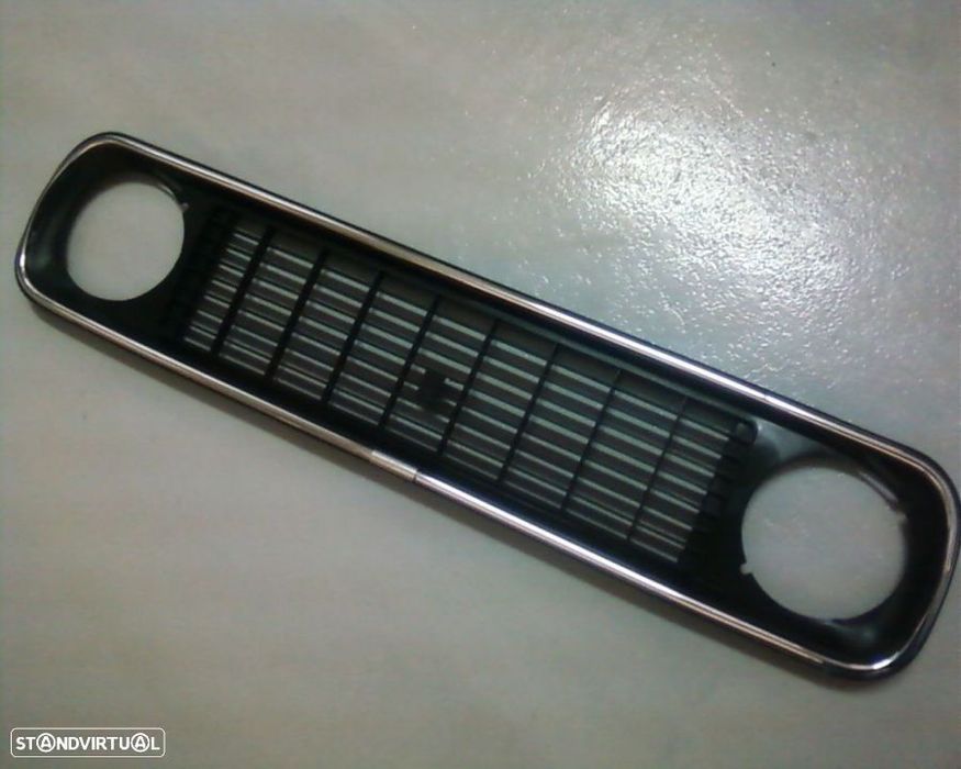 grelha renault 4l (NOVA)