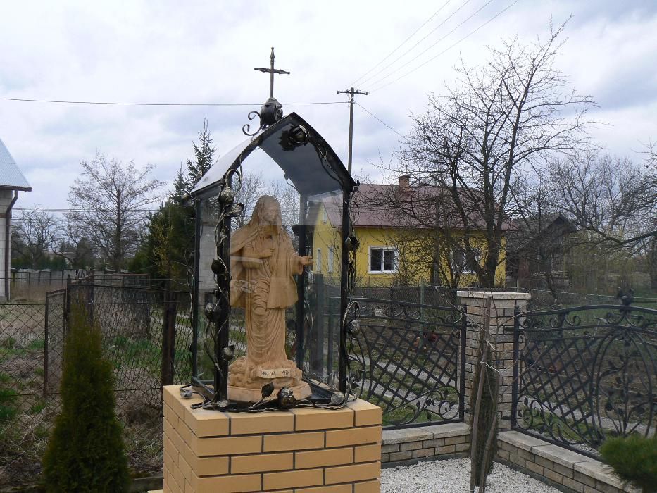 kapliczka ogrodowa