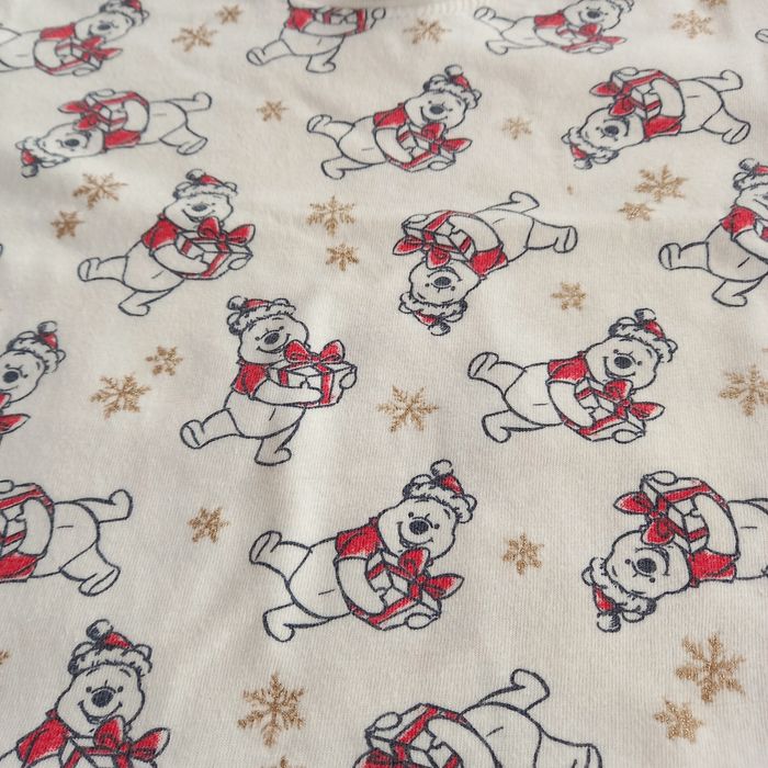 Piżamka świąteczna Kubuś Puchatek, rozmiar 110-116