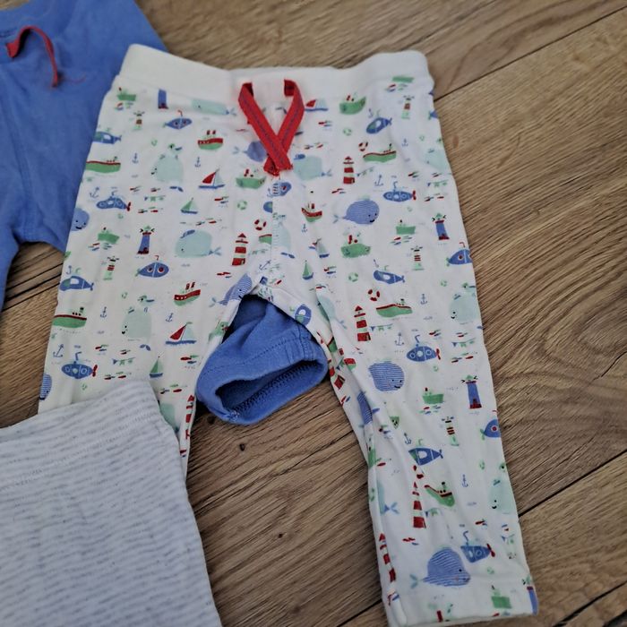 Spodenki niemowlece r.74