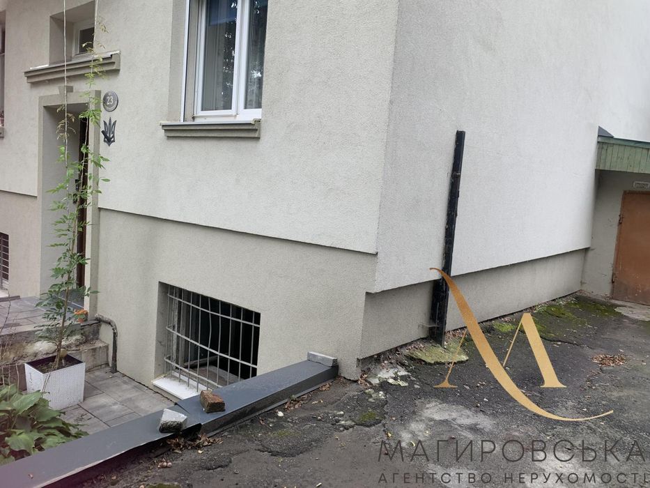 Продаж нежитлового приміщення на Героїв Маріуполя