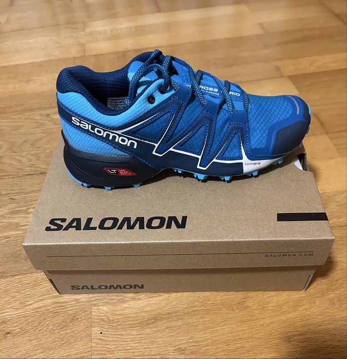 Sapatilhas novas sem uso marca salmao