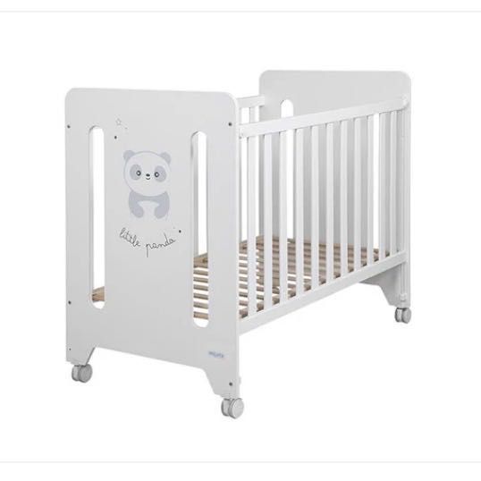 Berço de madeira com colchao