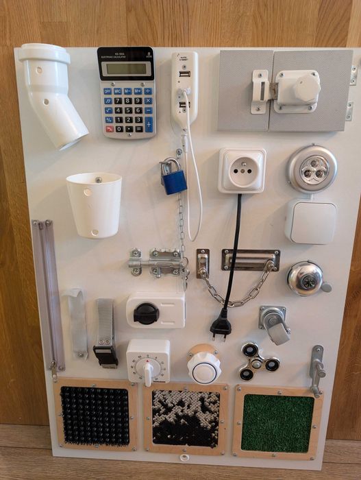 tablica manipulacyjna dla dzieci - 23 elementy