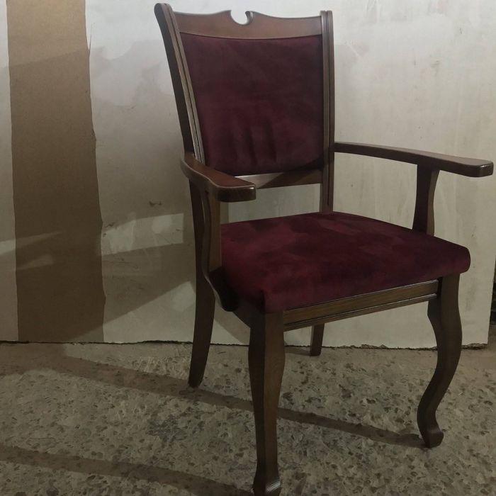 Стільці, крісла з дерева ( дуб ясен ).