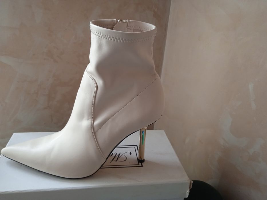 Продам сапоги весна - осень ZARA 38р кожа. 1000 гр.кожа