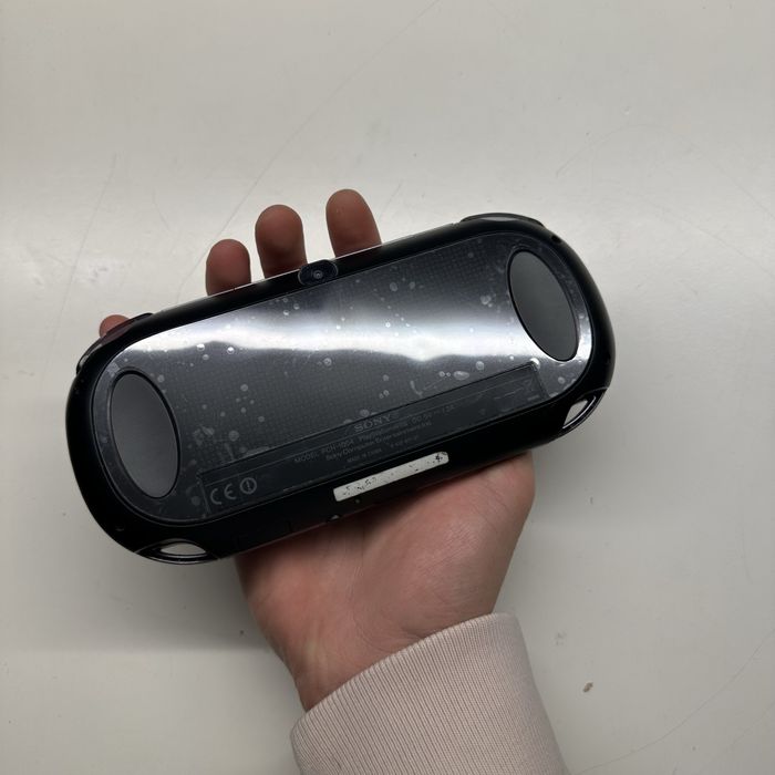 Psvita fat 1000 (Modded, 4Gb) + carregador original