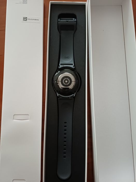 Smartwatch SAMSUNG Galaxy Watch 5 40mm BT Preto com caixa