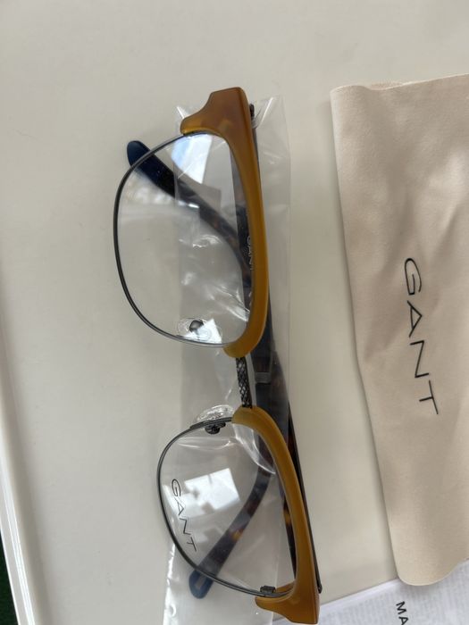 Oculos de ver GANT novos.