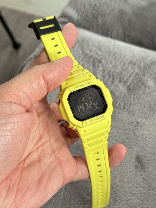 Zegarek Casio G-Shock GW-M5610