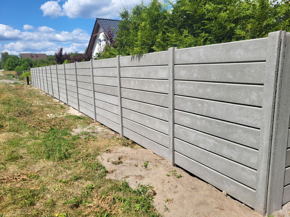 Ogrodzenia betonowe montaż przęsła dwu stronę