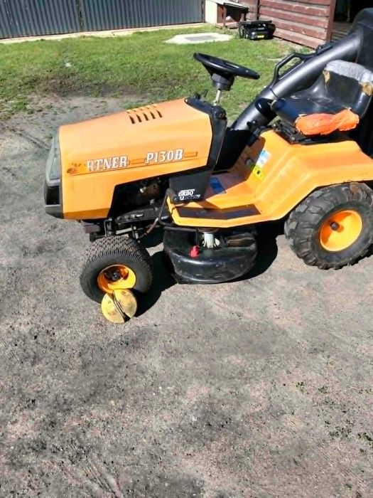Sprzedam traktorek ogrodowy Partner P130B