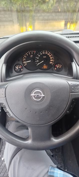 Opel Corsa B  1, 2