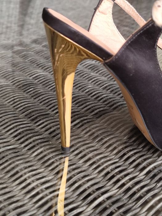 Sapatos de griffe artesanais Brasileiros Cecconello Pretos N°39