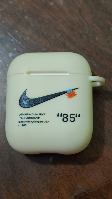 airpods case чехол оригинал