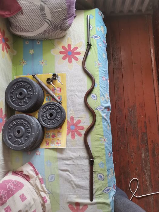 Продається штанга з блинами.