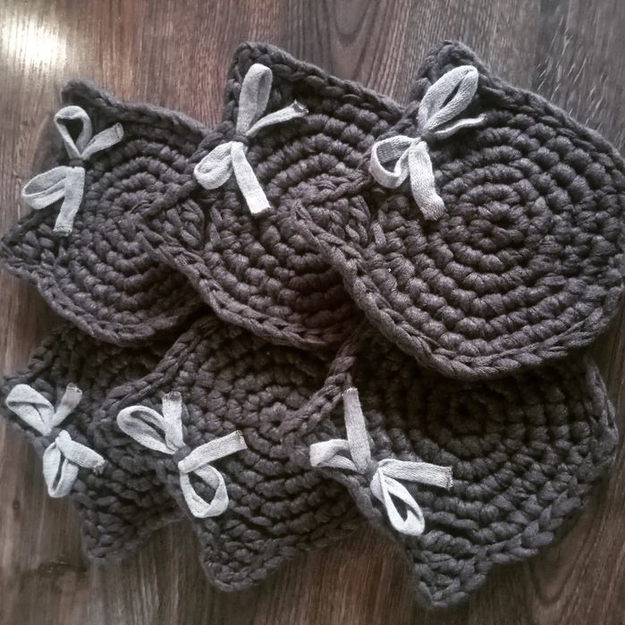 Набор подставок под чашки