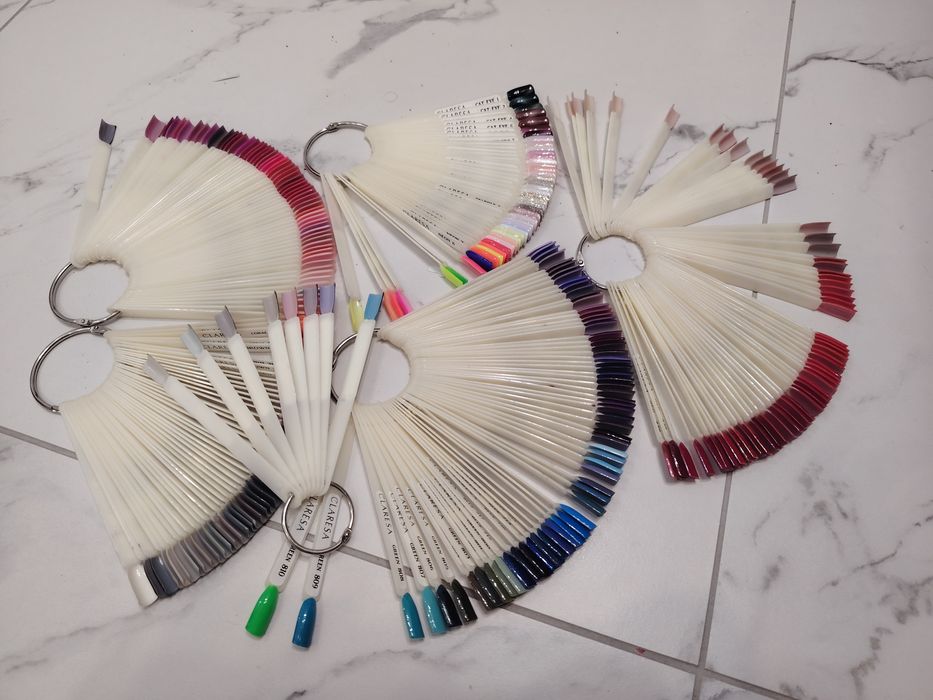 Wzornik Carlesa do paznokci