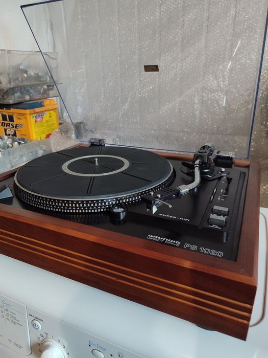 Продам програвач вінілу Grundig PS 1020