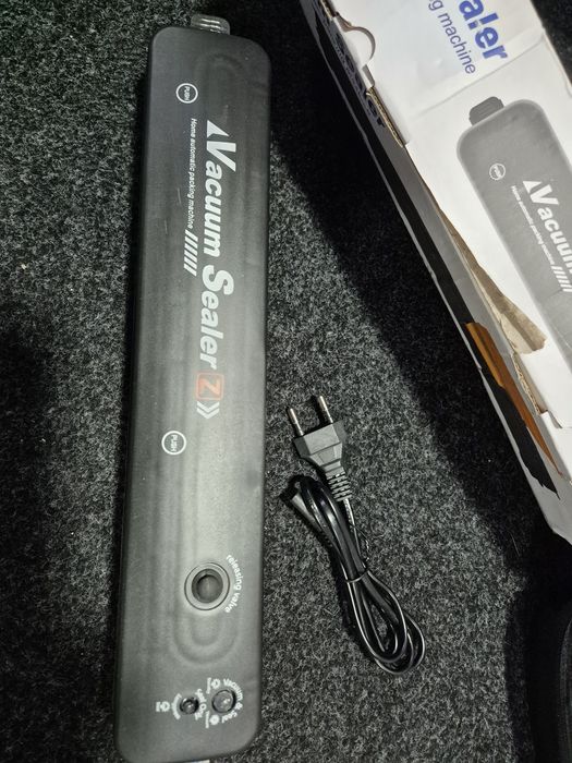 Máquina de Embalar a Vácuo (Vacuum Sealer Z)