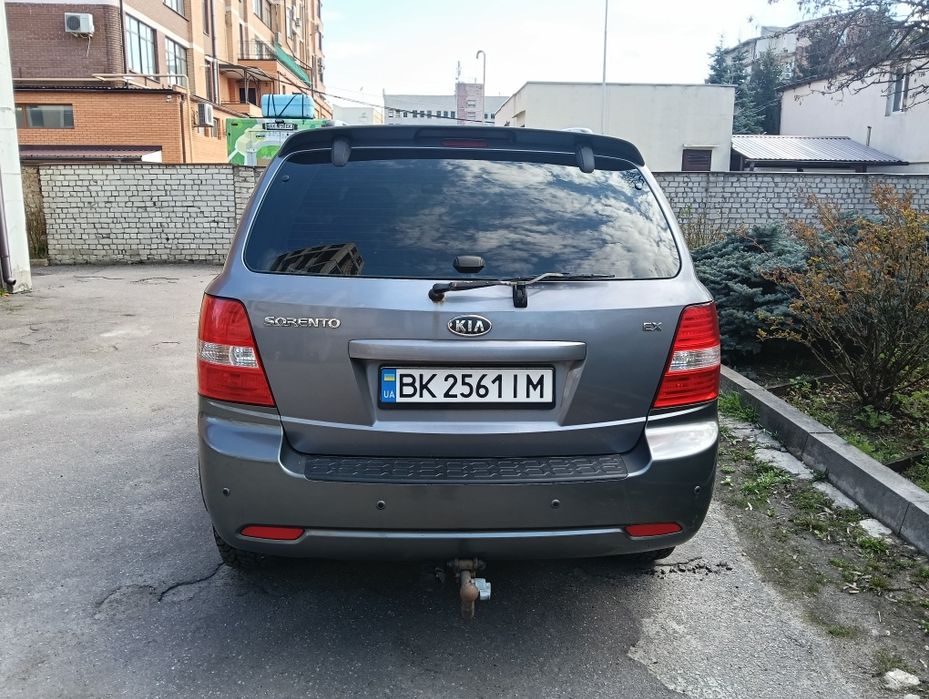 KIA Sorento 2009 VIN KNAJC524895883324 фото оголошення 2 з 18