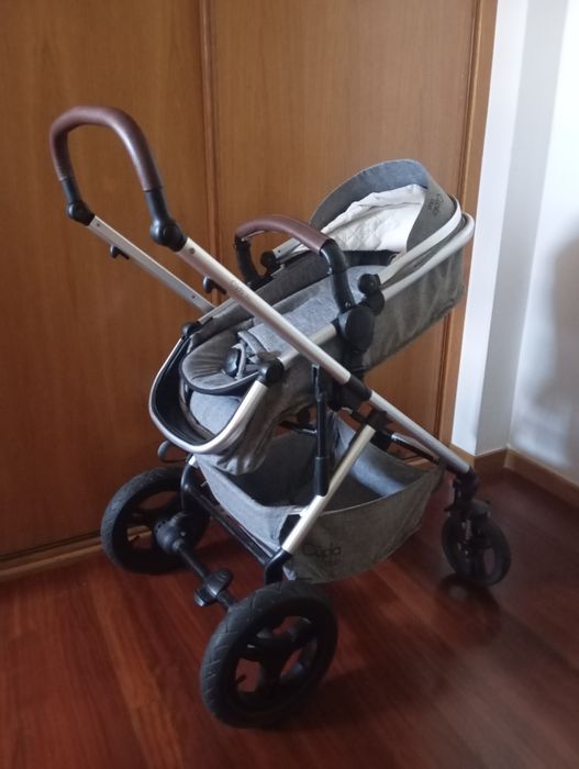 Carrinho de bebê
