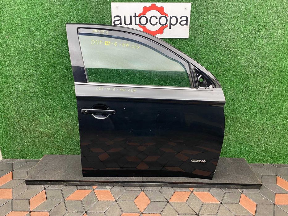 Дверка передня права Mitsubishi Outlander III