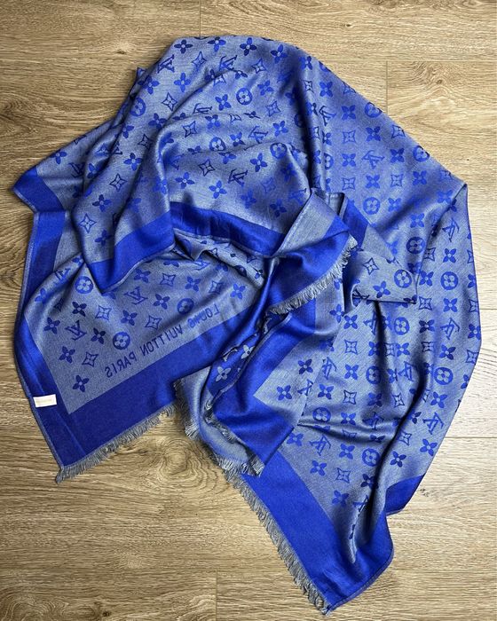 Продам бомбезний шарф LOUIS VUITTON