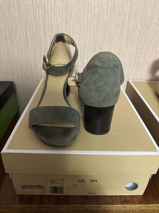 Босаніжки . Розмір 35