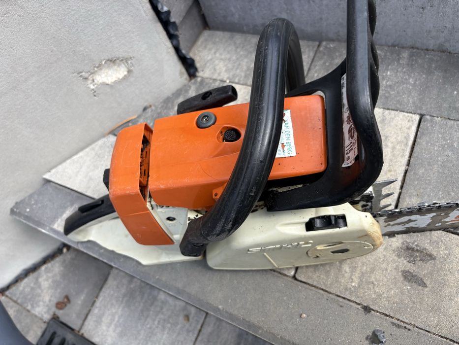 Sprzedam pila spalinowa Stihl Moc 3.5 KM